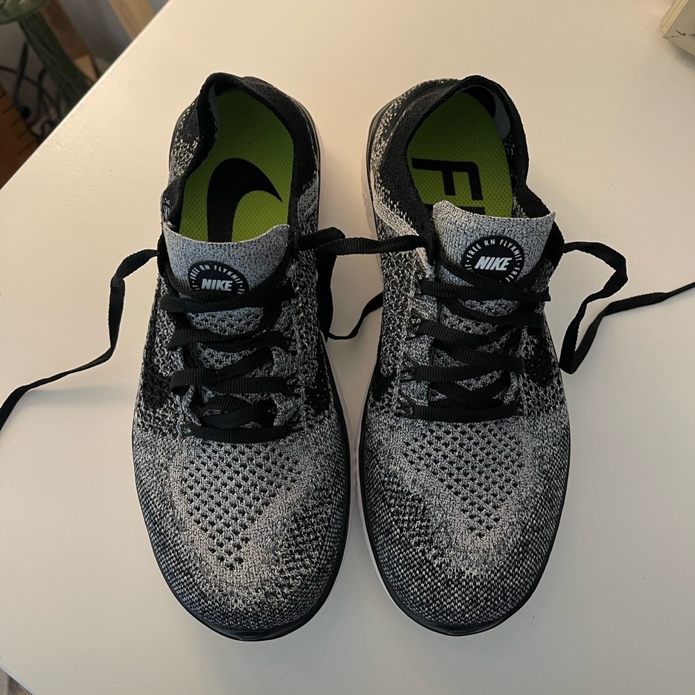 Nike Black and White Knit Running Shoes